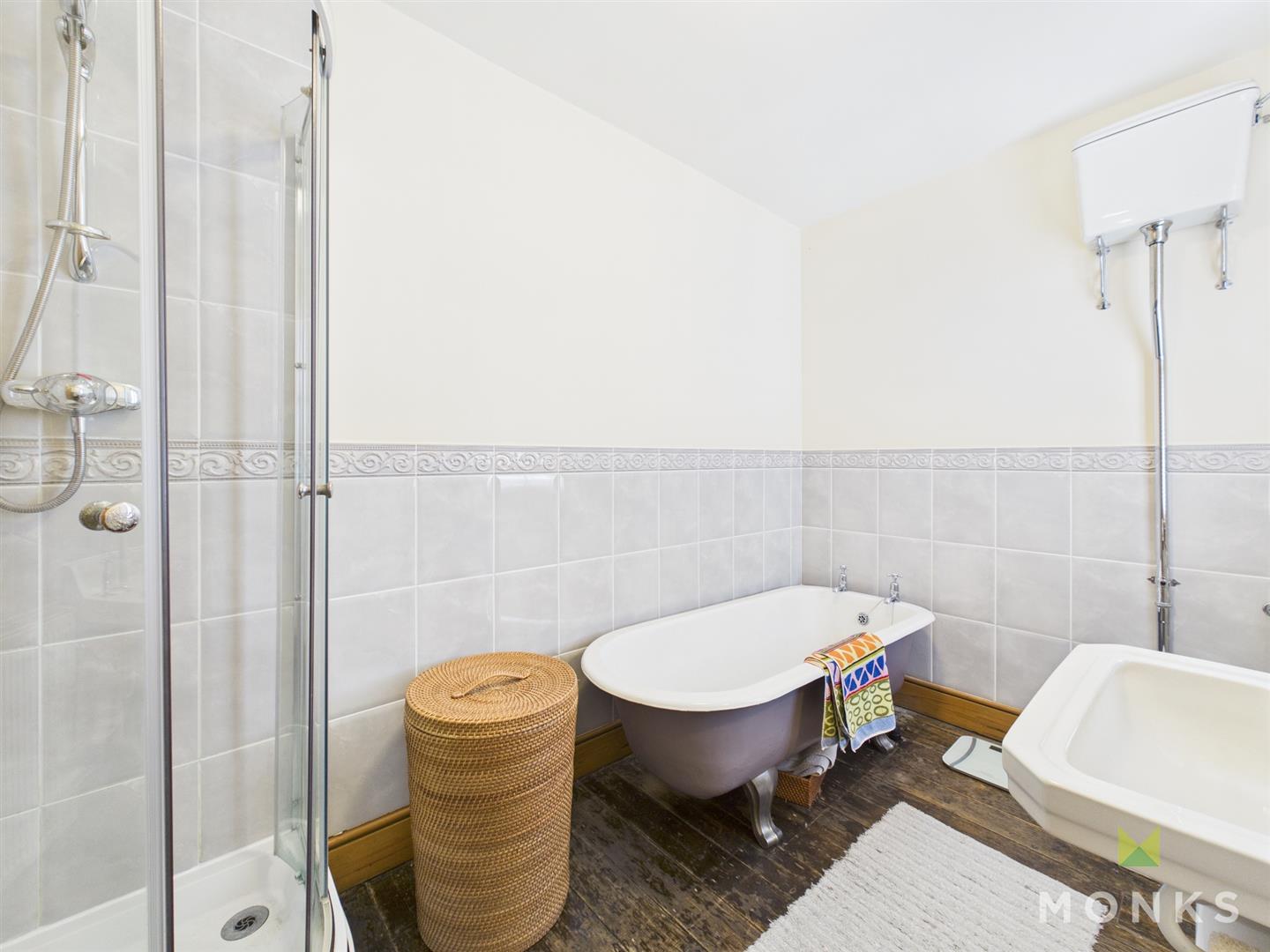 Bryn Y Mapsis Nant Lane, Oswestry, SY10 9AL For Sale Bryn Y Mapsis Nant Lane, Oswestry, SY10 9AL For Sale